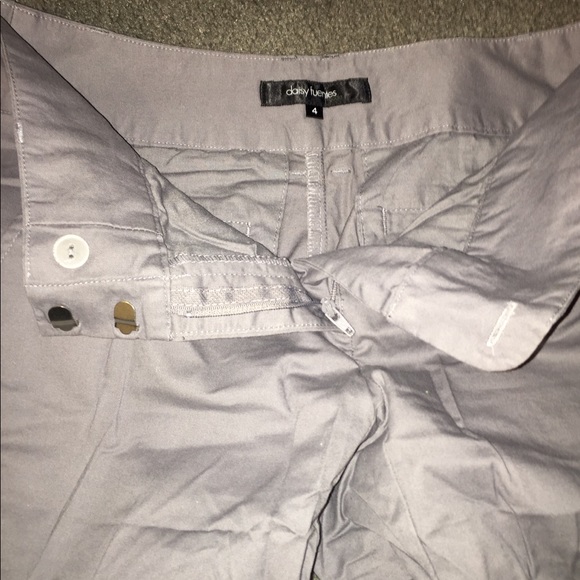 Capris - Picture 3 of 4